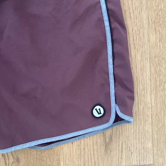 Vuori Cruise Board Shorts - Picture 3 of 6